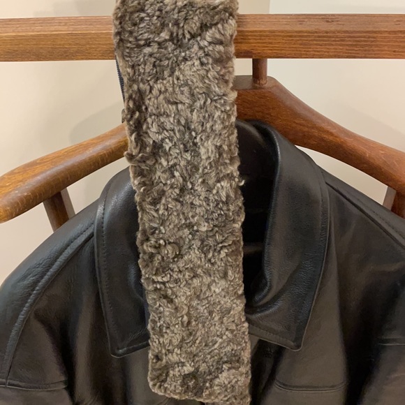 Men’s leather ‘car coat’ Fall or Spring coat - Picture 3 of 8